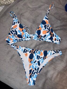 SHEIN Blue and Orange Abstract Triangle Bikini Set
